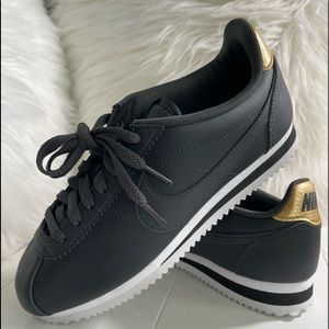 Authentic Trending Nike Classic Cortez Leather